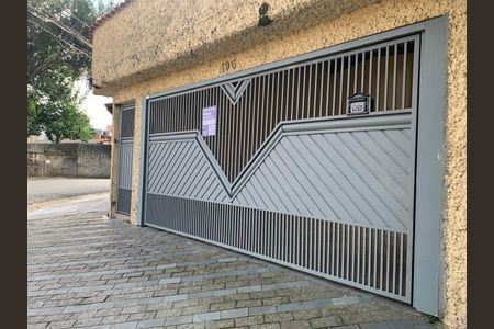 Casa para alugar com 560m², 4 quartos e 2 vagasFachada