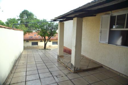 Casa para alugar com 560m², 4 quartos e 2 vagasQuintal