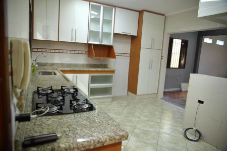 Casa para alugar com 560m², 4 quartos e 2 vagasCozinha