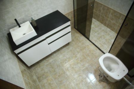 Casa para alugar com 560m², 4 quartos e 2 vagasBanheiro