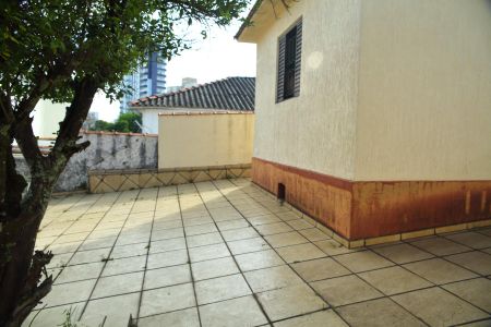 Casa para alugar com 560m², 4 quartos e 2 vagasQuintal