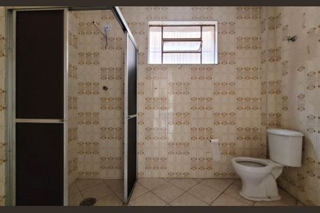 Casa à venda com 161m², 2 quartos e 2 vagasBanheiro 2