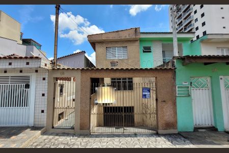 Casa à venda com 161m², 2 quartos e 2 vagasFachada