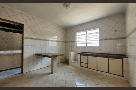 Casa à venda com 161m², 2 quartos e 2 vagasCozinha