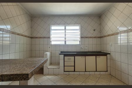 Casa à venda com 161m², 2 quartos e 2 vagasCozinha