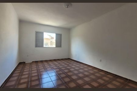 Casa à venda com 161m², 2 quartos e 2 vagasQuarto