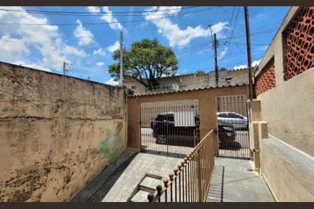 Casa à venda com 161m², 2 quartos e 2 vagasEntrada