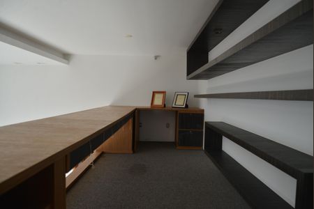 Apartamento para alugar com 280m², 3 quartos e 4 vagasMesanino