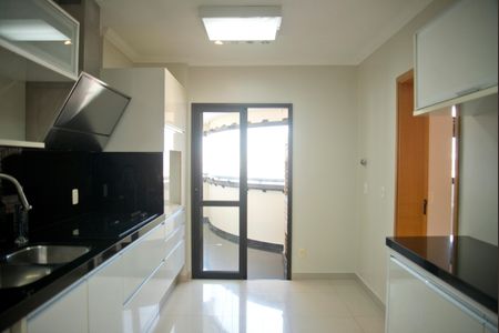 Apartamento para alugar com 280m², 3 quartos e 4 vagasCozinha