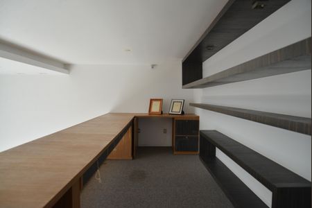 Apartamento para alugar com 280m², 3 quartos e 4 vagasMesanino