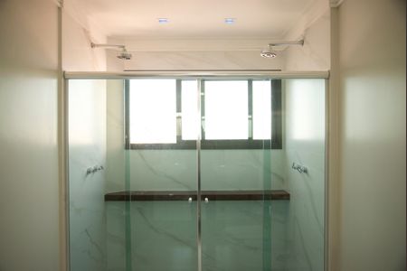 Apartamento para alugar com 280m², 3 quartos e 4 vagasBanheiro da Suíte 1