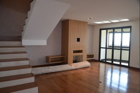 Apartamento para alugar com 280m², 3 quartos e 4 vagasSala