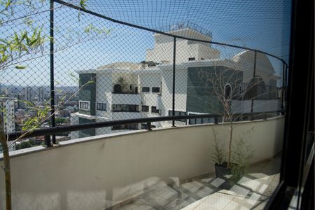 Apartamento para alugar com 280m², 3 quartos e 4 vagasSacada