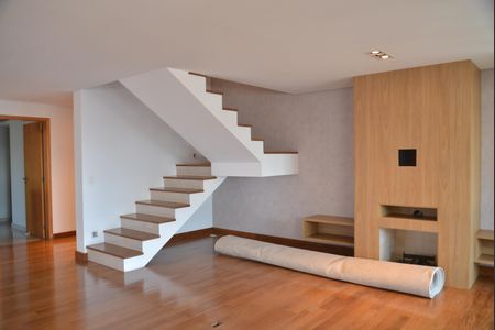 Apartamento para alugar com 280m², 3 quartos e 4 vagasSala