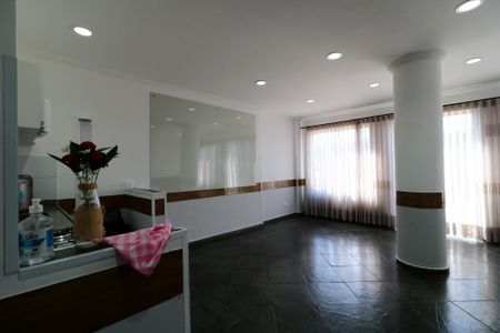 Apartamento para alugar com 75m², 2 quartos e 1 vagaÁrea Comum - Salão de Festa