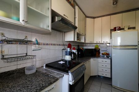 Apartamento para alugar com 75m², 2 quartos e 1 vagaCozinha