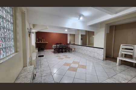Apartamento para alugar com 50m², 1 quarto e 1 vaga Apartamento para alugar com 50m², 1 quarto e 1 vagaÁrea comum - Salão de festas