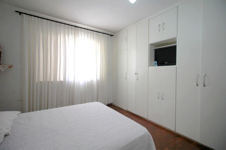 Casa para alugar com 357m², 8 quartos e 3 vagasSuite