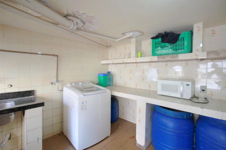 Casa para alugar com 357m², 8 quartos e 3 vagasLavanderia