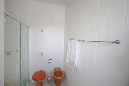 Casa para alugar com 357m², 8 quartos e 3 vagasBanheiro da Suíte