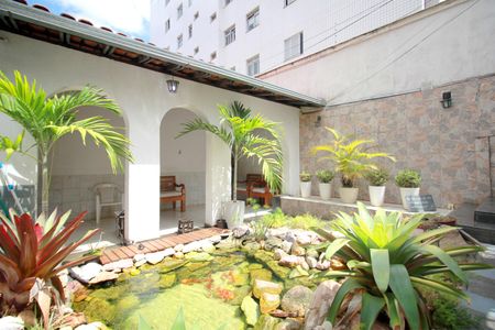 Casa para alugar com 357m², 8 quartos e 3 vagasVaranda