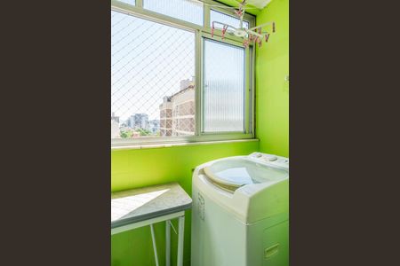 Apartamento à venda com 68m², 2 quartos e sem vagaCozinha e Área de Serviço