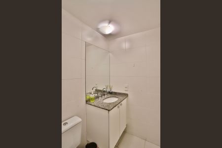 Apartamento à venda com 64m², 2 quartos e 1 vagaQuarto 2 - Banheiro
