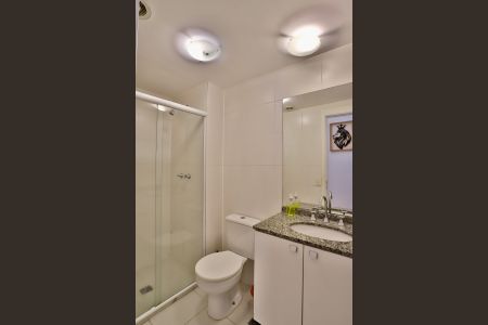 Apartamento à venda com 64m², 2 quartos e 1 vagaQuarto 2 - Banheiro