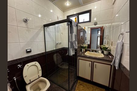 Apartamento à venda com 190m², 4 quartos e 3 vagasBanheiro 3