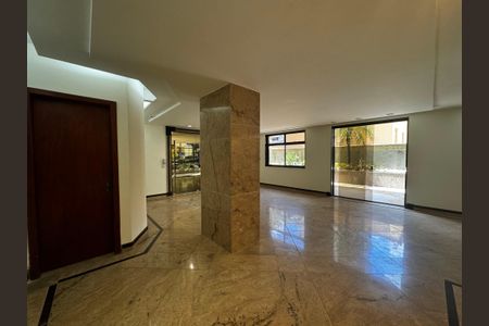 Apartamento à venda com 190m², 4 quartos e 3 vagasÁrea comum - salão de festas