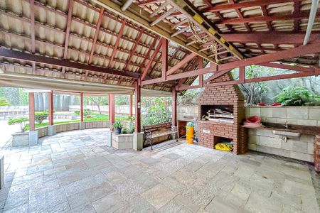 Apartamento à venda com 200m², 4 quartos e 2 vagasÁrea comum - Churrasqueira