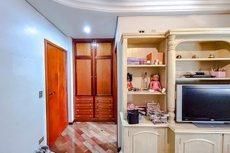 Apartamento à venda com 200m², 4 quartos e 2 vagasSuíte 2