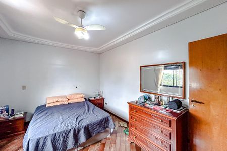 Apartamento à venda com 200m², 4 quartos e 2 vagasSuíte 1