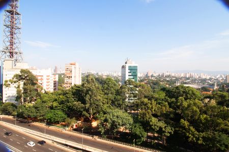 Apartamento à venda com 70m², 1 quarto e 1 vagaVista Sala