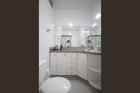 Apartamento à venda com 70m², 1 quarto e 1 vagaBanheiro