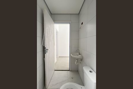 Apartamento para alugar com 39m², 2 quartos e sem vagaBanheiro