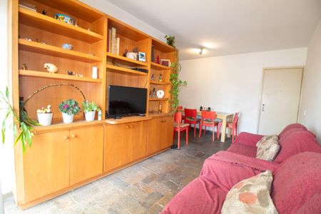 Apartamento à venda com 62m², 2 quartos e 1 vagaSala