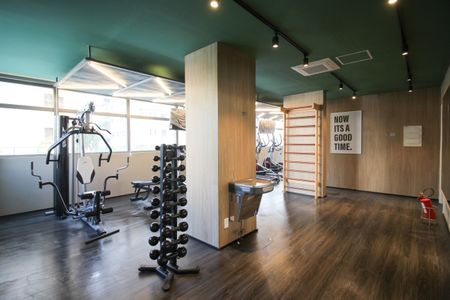 Apartamento à venda com 76m², 2 quartos e 2 vagasÁrea comum - Academia