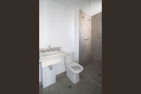 Apartamento à venda com 76m², 2 quartos e 2 vagasBanheiro da Suíte 1