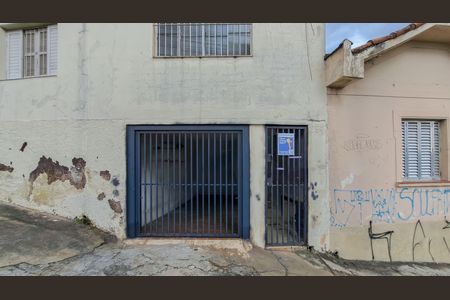 Casa à venda com 83m², 2 quartos e 1 vagaFachada e placa