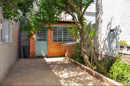 Casa à venda com 450m², 4 quartos e 4 vagas Casa à venda com 450m², 4 quartos e 4 vagasÁrea comum