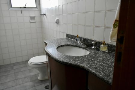 Apartamento à venda com 160m², 4 quartos e 2 vagasLavabo