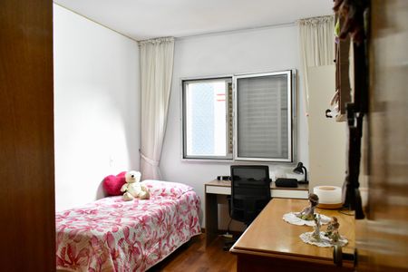 Apartamento à venda com 160m², 4 quartos e 2 vagasQuarto 3