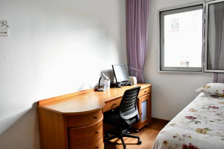 Apartamento à venda com 160m², 4 quartos e 2 vagasQuarto 2