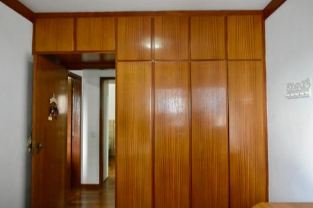 Apartamento à venda com 160m², 4 quartos e 2 vagasQuarto 2