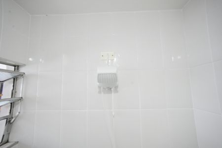 Casa à venda com 180m², 4 quartos e 1 vagaBanheiro