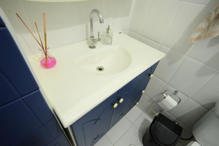 Casa à venda com 180m², 4 quartos e 1 vagaBanheiro