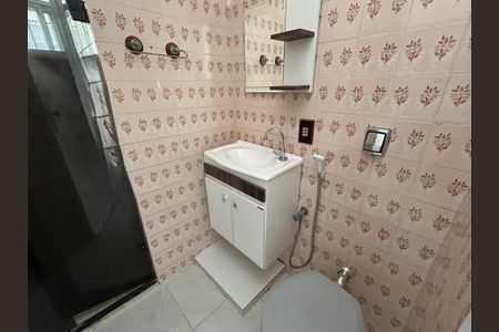 Apartamento para alugar com 50m², 2 quartos e sem vagaBanheiro