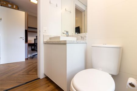 Apartamento à venda com 122m², 2 quartos e 2 vagasBanheiro da Suíte 2