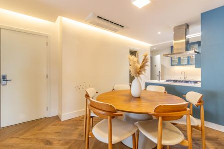 Apartamento à venda com 122m², 2 quartos e 2 vagasSala de Jantar